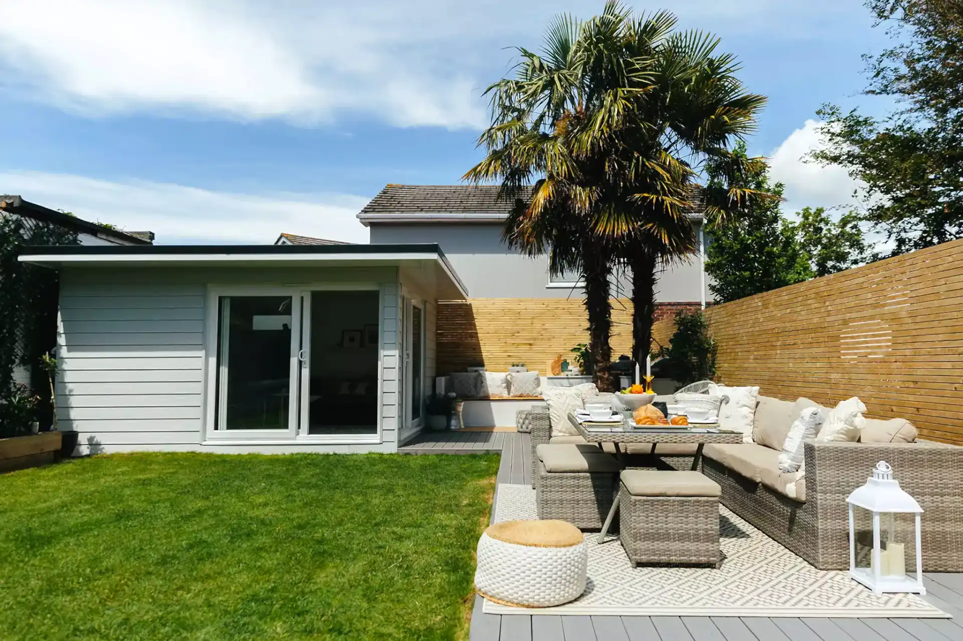 Garden room with outdoor seating