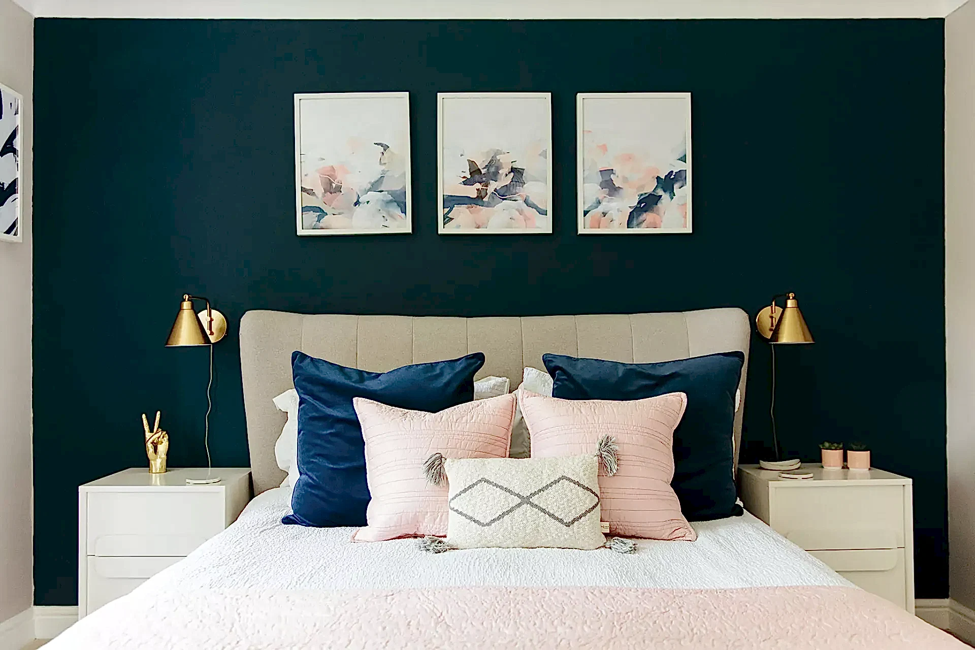 Dopamine decor | bold blue and pink bedroom