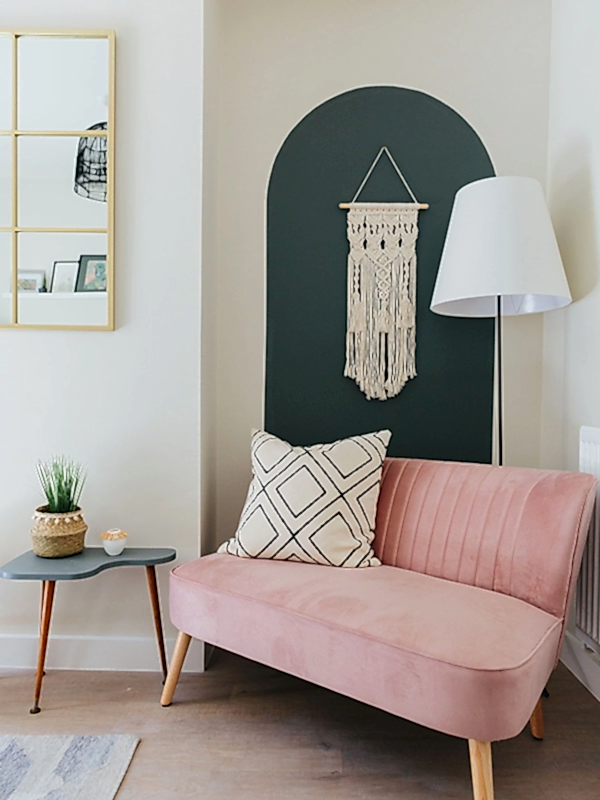 Arched wall paint design | Pink and teel living room