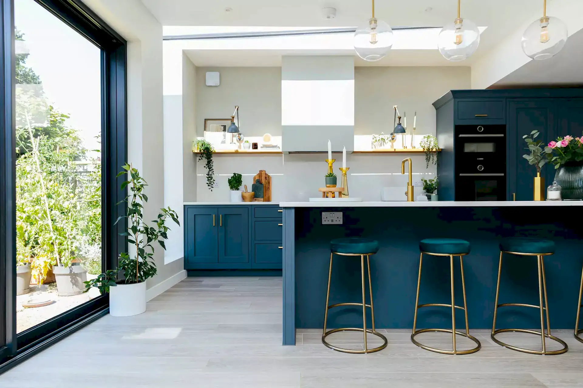 colour combinations for kitchens