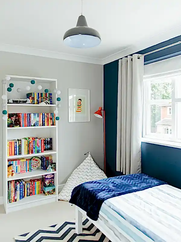 kids blue and white bedroom | online interior design
