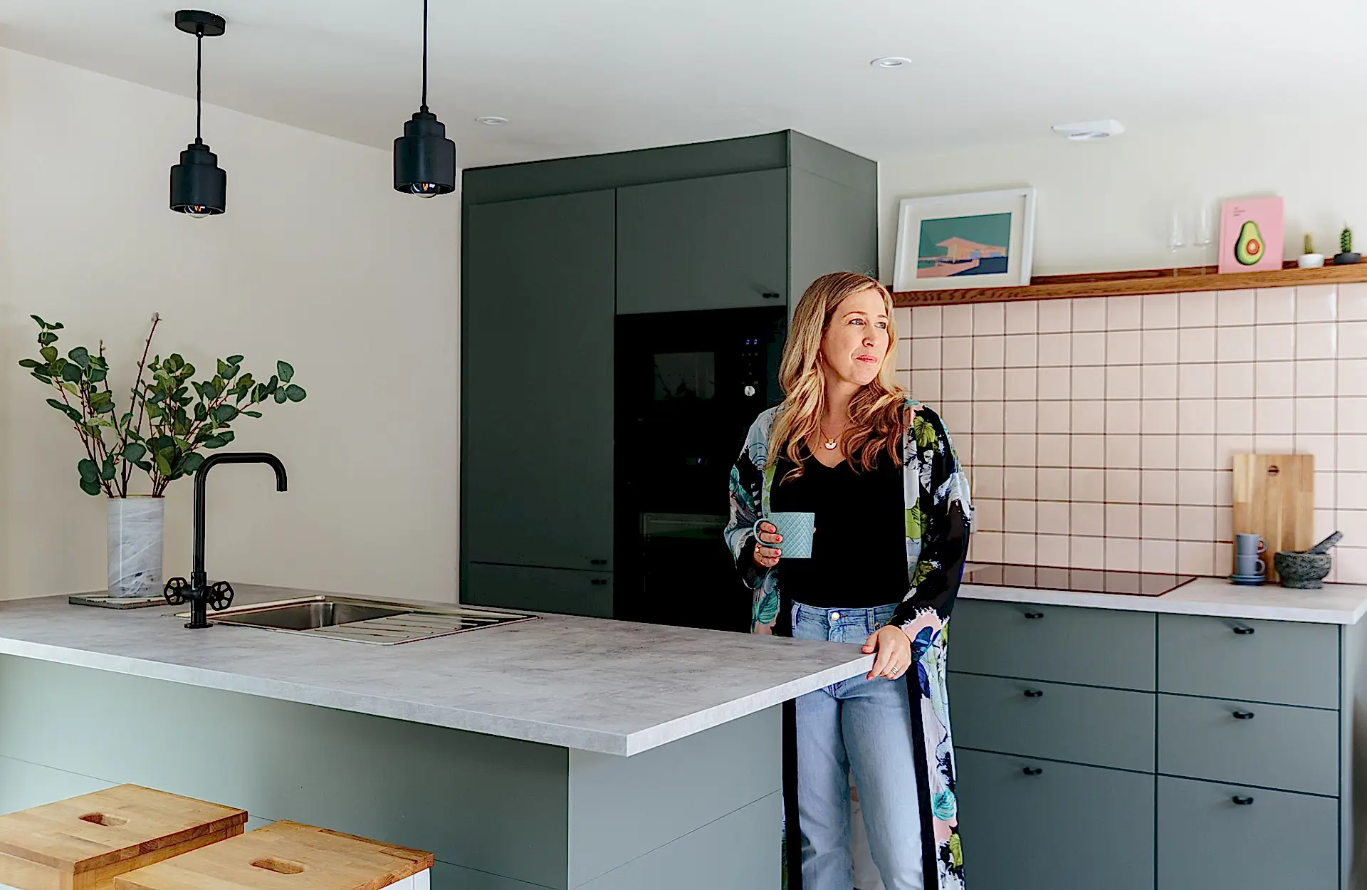 hire online designer when moving