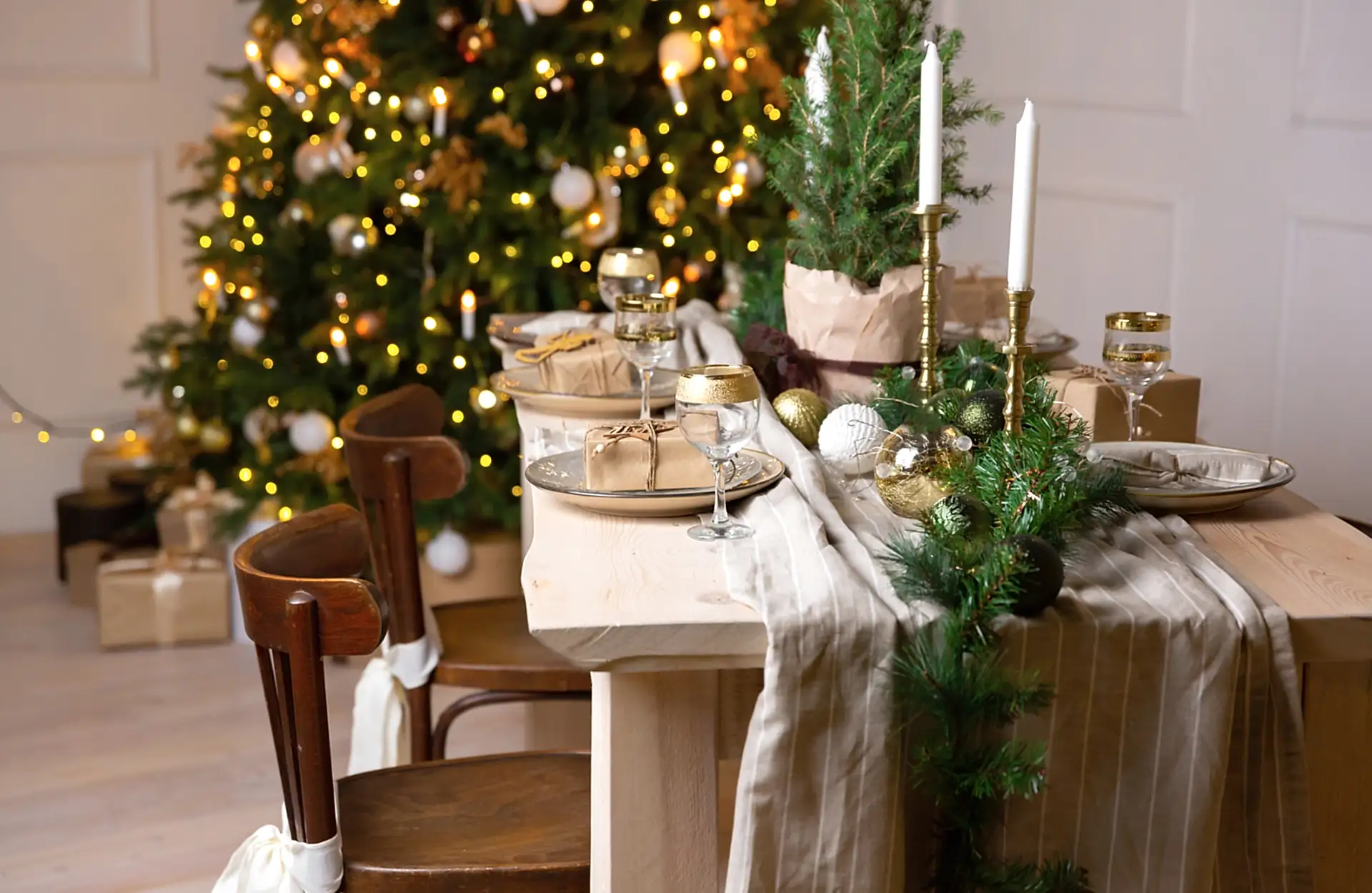 Christmas tablescape with neutral colours