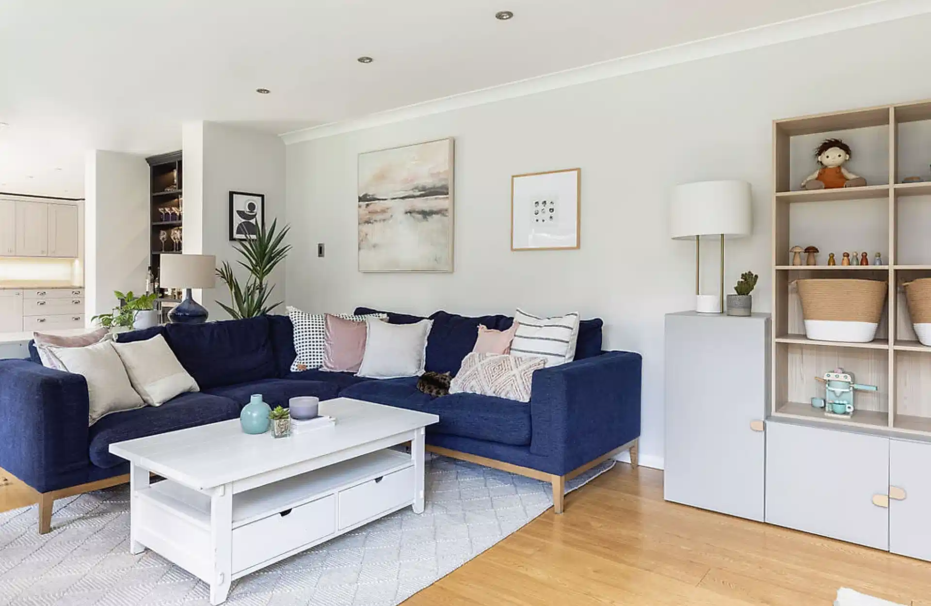Neutral play room design